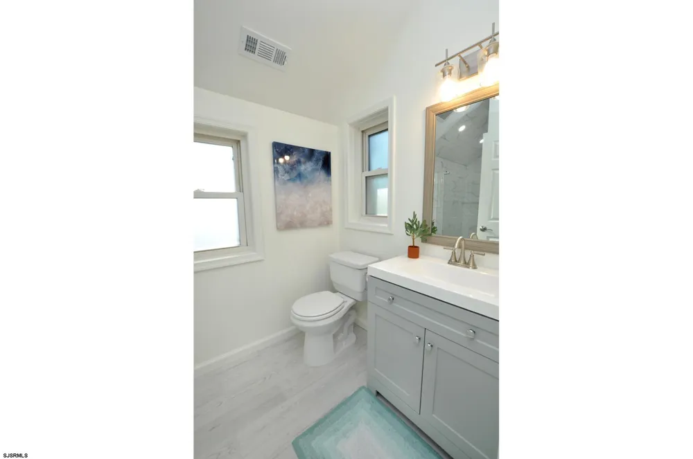 104 N Dudley Ave Ventnor Heights, NJ 08406