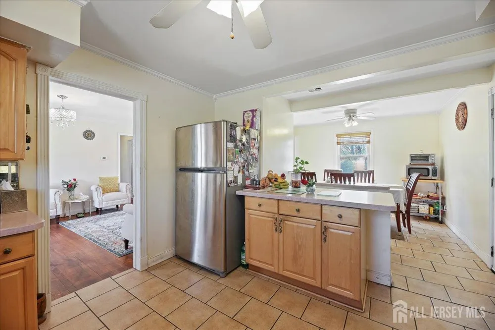 439 Fairview Avenue Colonia, NJ 07067