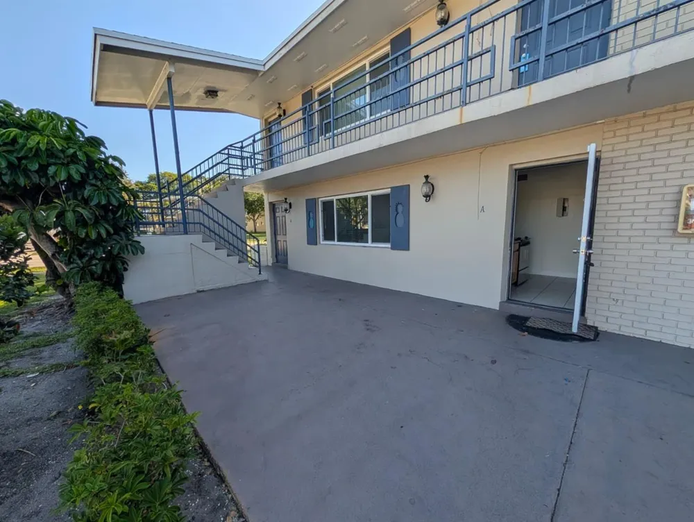 817 LIGHTHOUSE DRIVE #A North Palm Beach, FL 33408