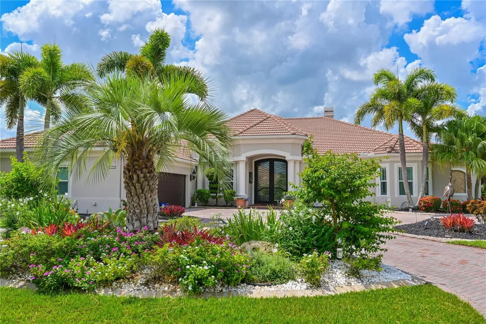 11515 SAVANNAH LAKES DRIVE Parrish, FL 34219