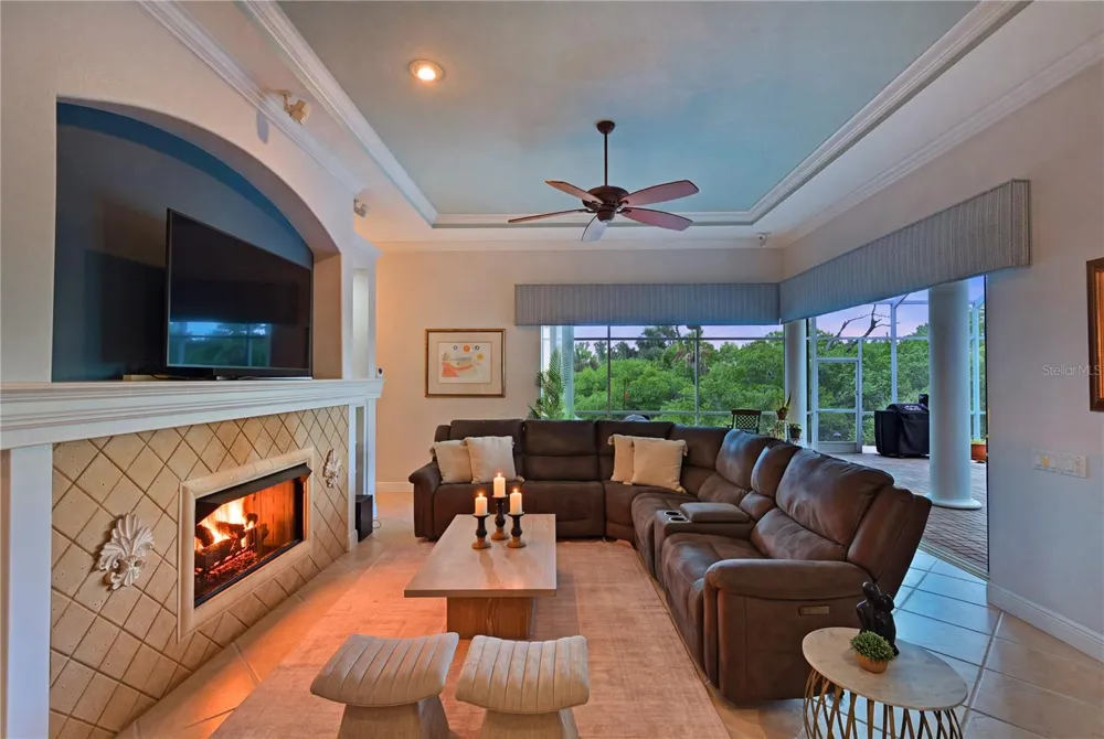 11515 SAVANNAH LAKES DRIVE Parrish, FL 34219