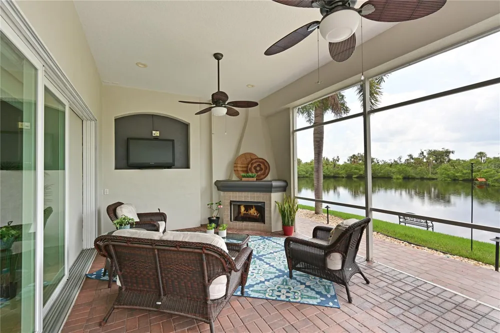 11515 SAVANNAH LAKES DRIVE Parrish, FL 34219