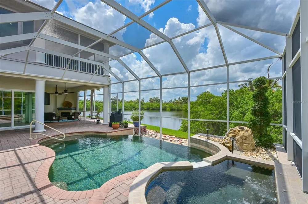 11515 SAVANNAH LAKES DRIVE Parrish, FL 34219