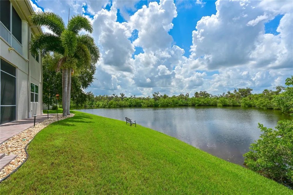 11515 SAVANNAH LAKES DRIVE Parrish, FL 34219