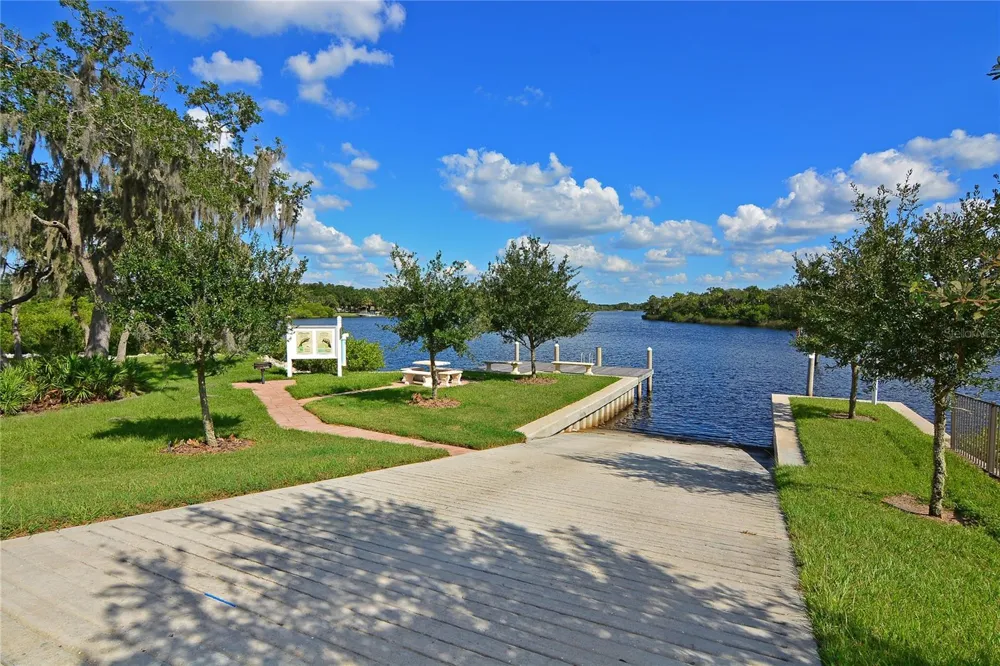 11515 SAVANNAH LAKES DRIVE Parrish, FL 34219