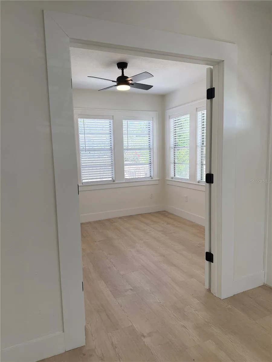 104 W LAMBRIGHT STREET Tampa, FL 33604