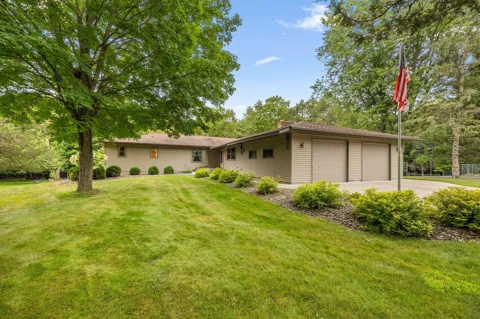 32050 Park Trail