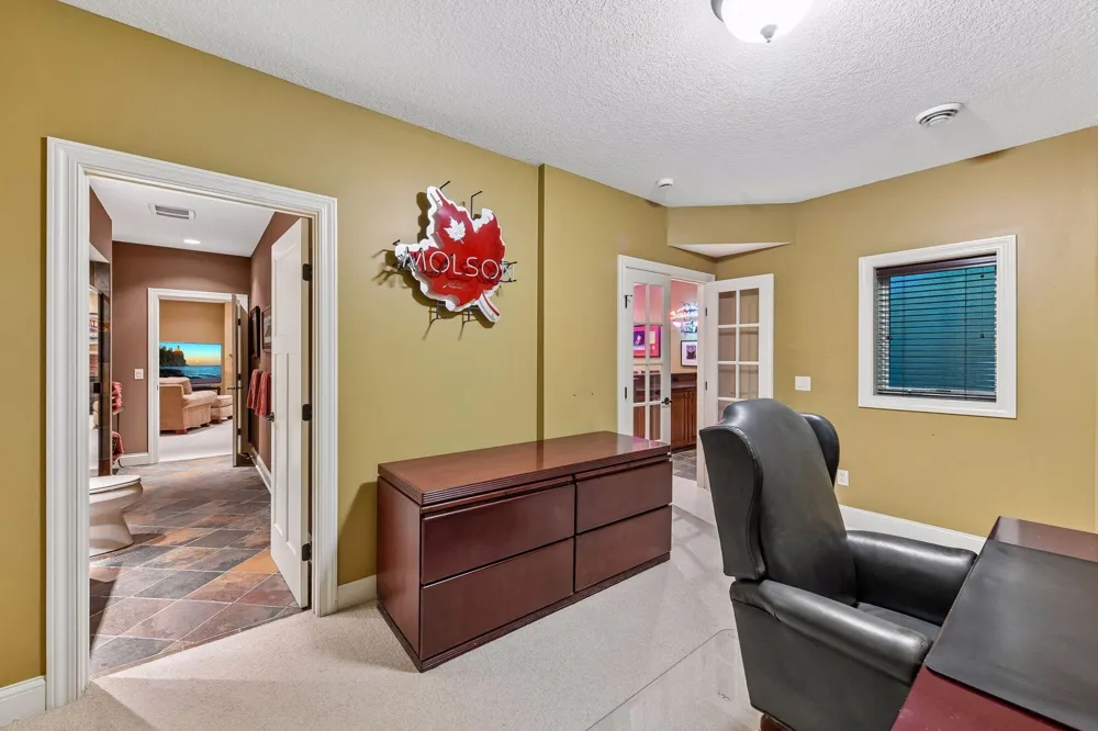 9260 Red Oak Drive Victoria, MN 55386