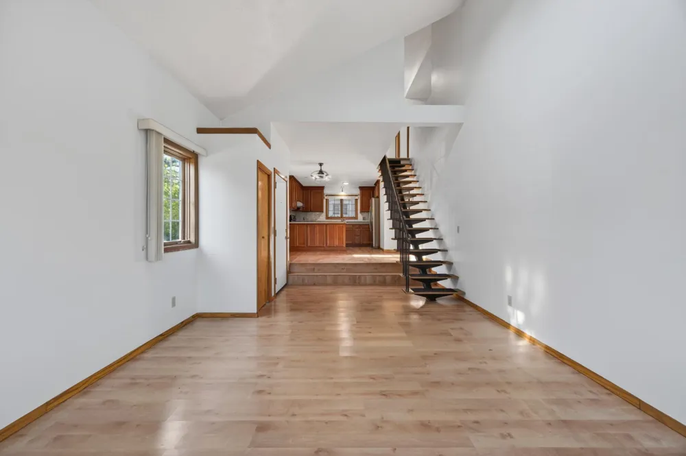 2023 Parkside Drive Saint Paul, MN 55119