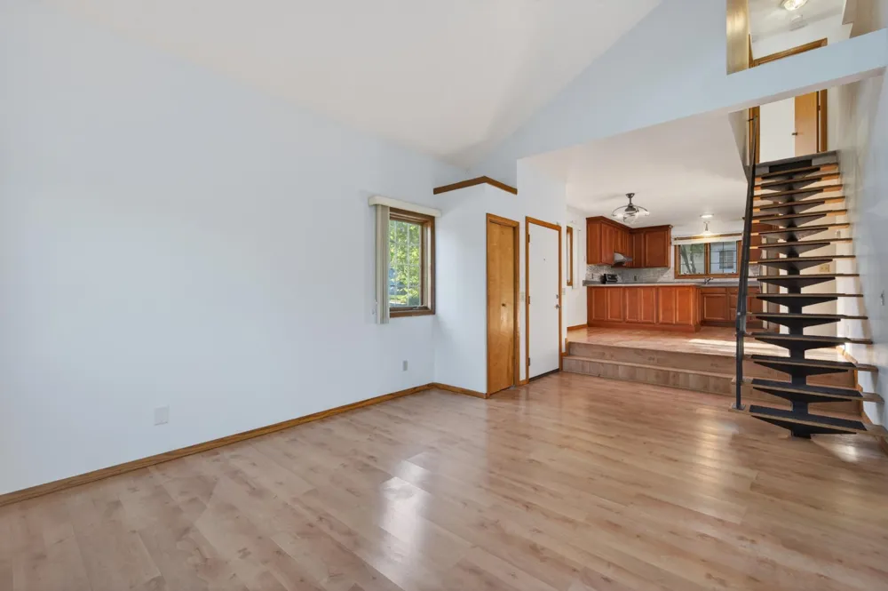 2023 Parkside Drive Saint Paul, MN 55119