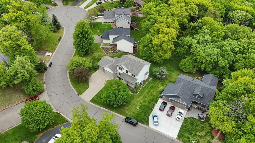 6102 Wildwood Way Monticello, MN 55362