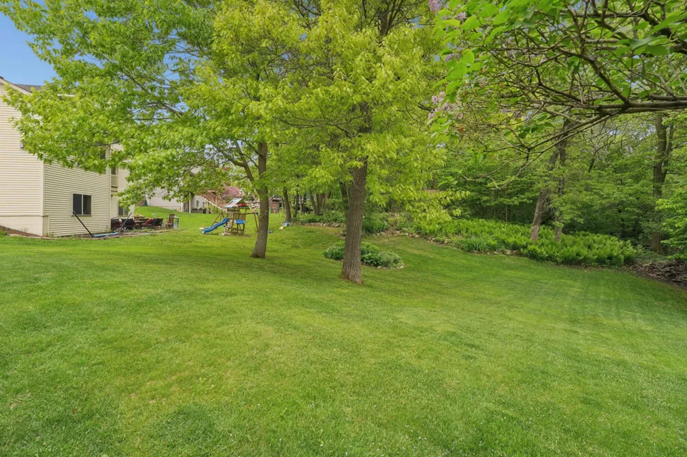 6102 Wildwood Way Monticello, MN 55362