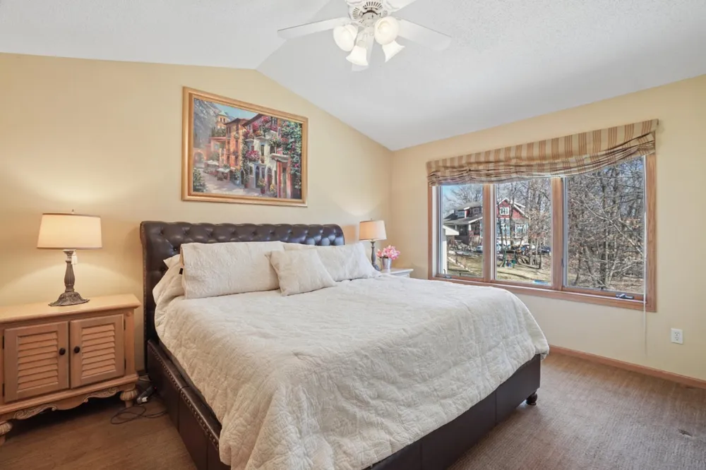 6102 Wildwood Way Monticello, MN 55362