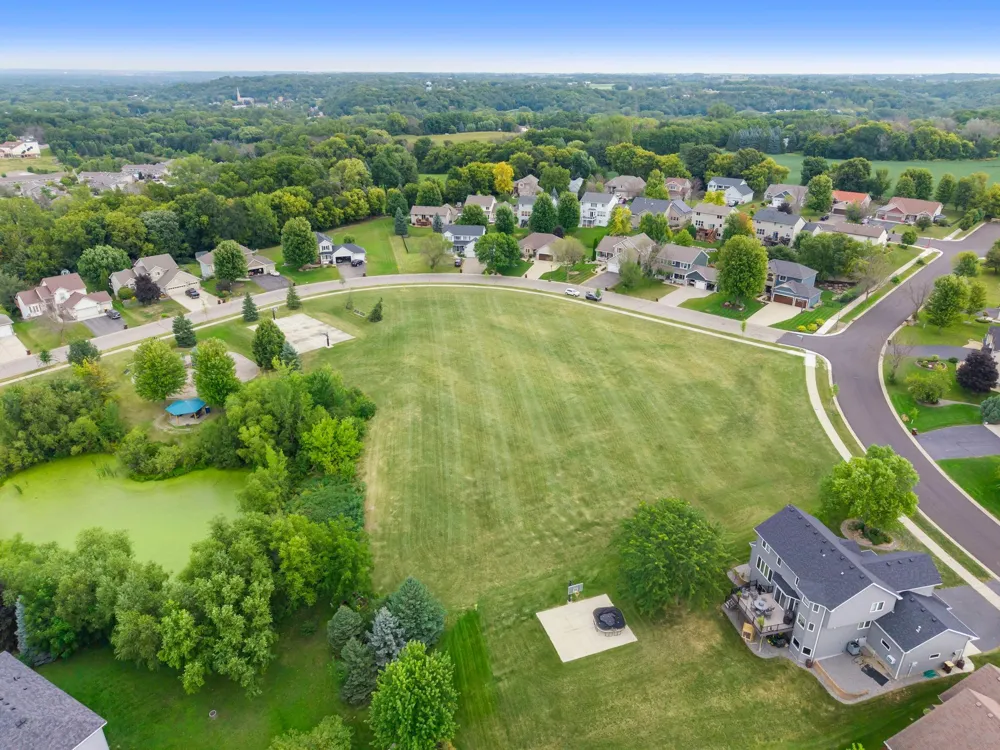 921 Bridle Creek Drive Jordan, MN 55352
