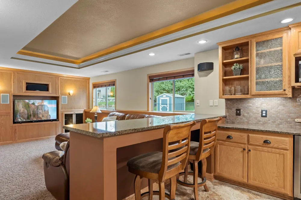 921 Bridle Creek Drive Jordan, MN 55352