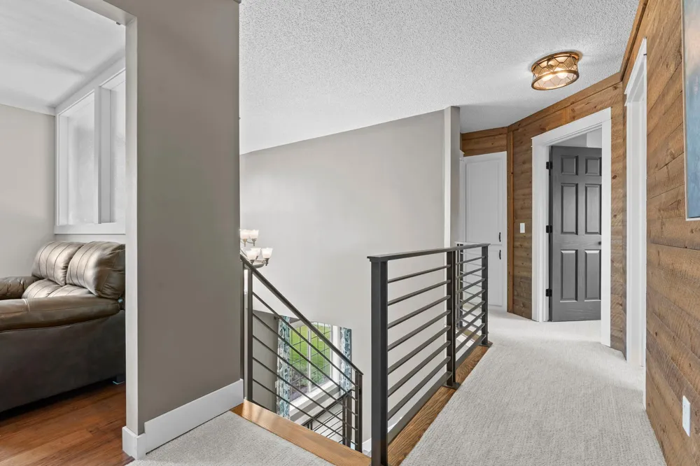 921 Bridle Creek Drive Jordan, MN 55352