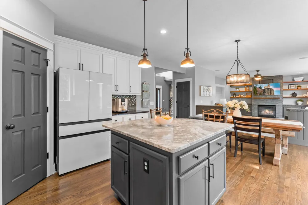921 Bridle Creek Drive Jordan, MN 55352