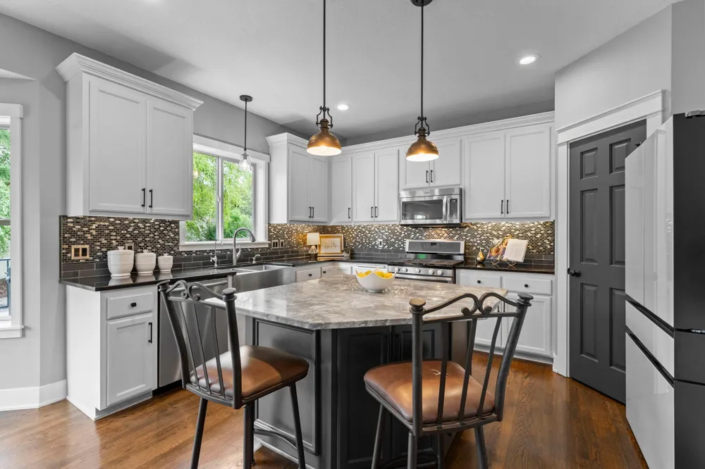 921 Bridle Creek Drive Jordan, MN 55352
