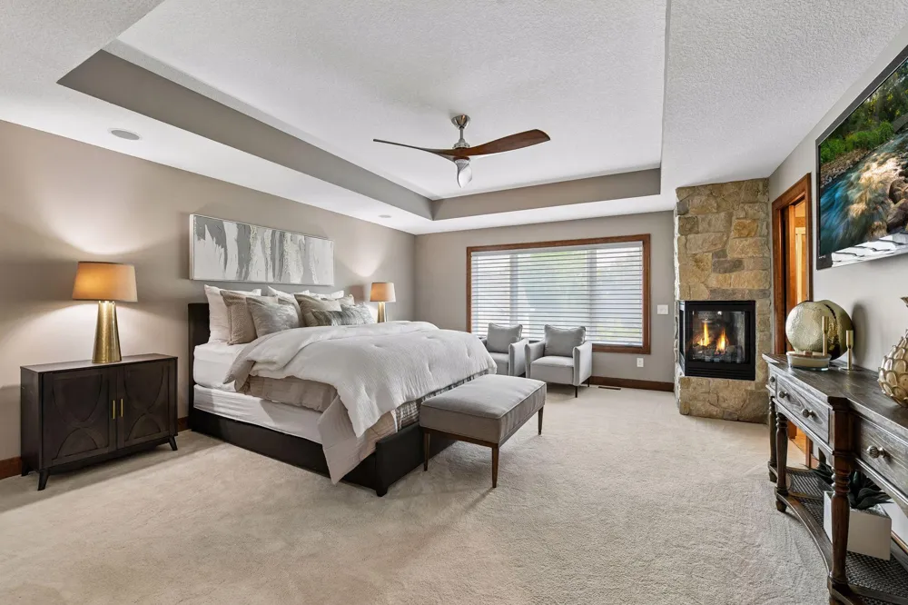 10053 Trails End Road Chanhassen, MN 55317