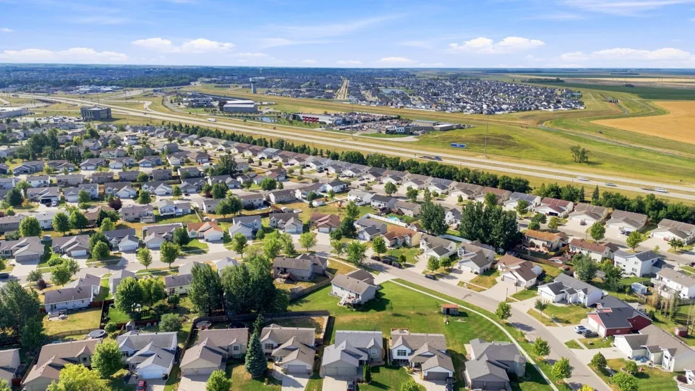 852 16th Avenue Court W West Fargo, ND 58078