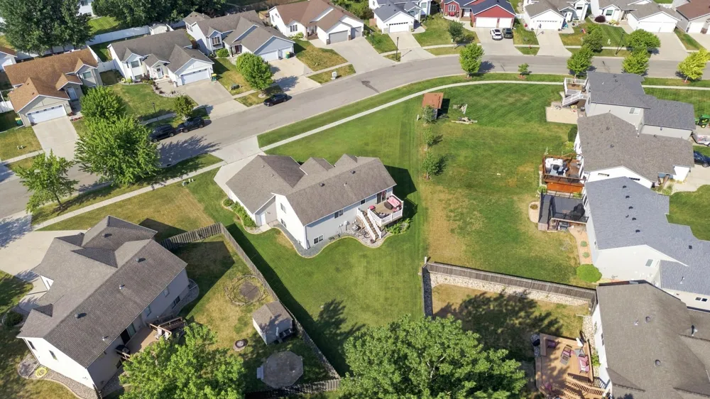 852 16th Avenue Court W West Fargo, ND 58078