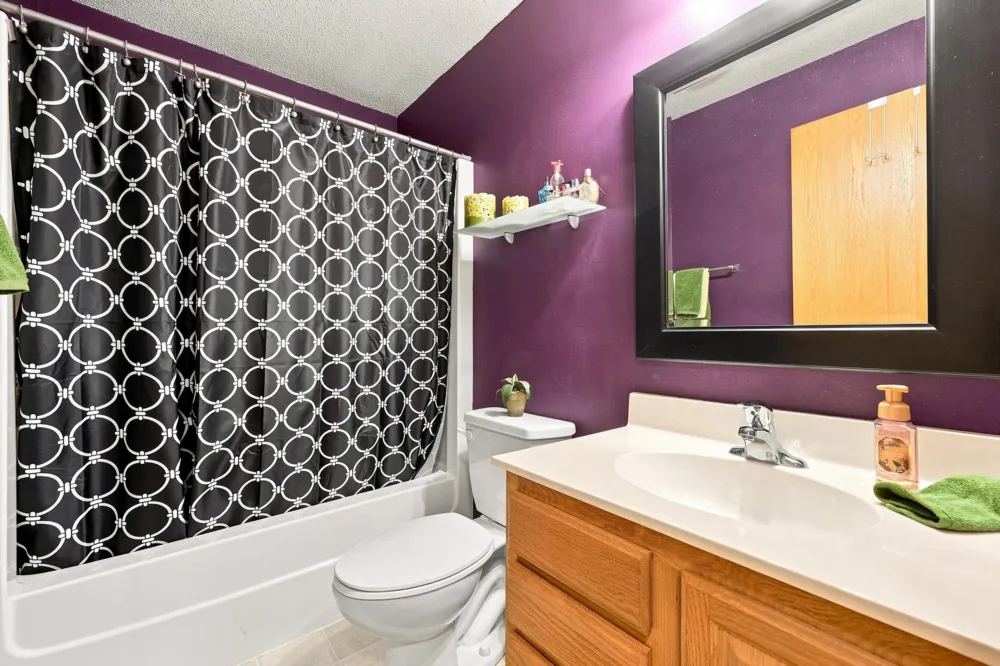 852 16th Avenue Court W West Fargo, ND 58078