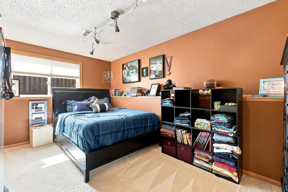 852 16th Avenue Court W West Fargo, ND 58078