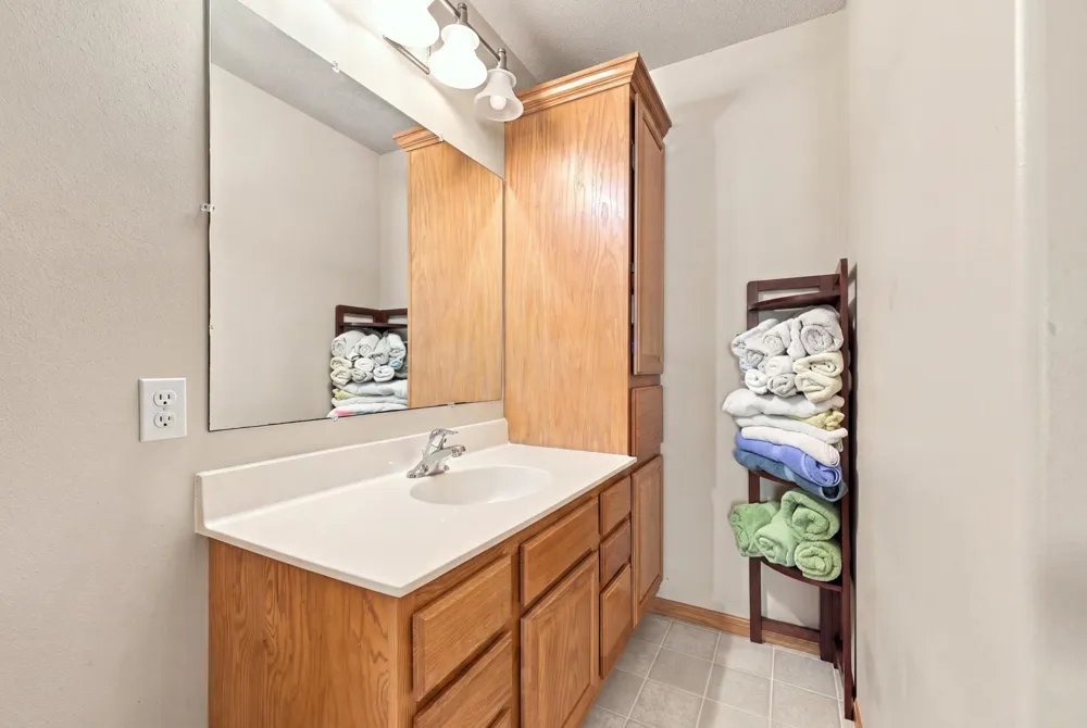 852 16th Avenue Court W West Fargo, ND 58078