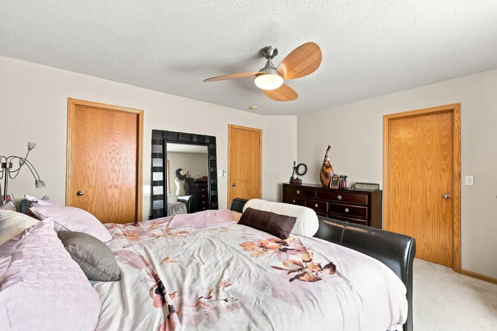 852 16th Avenue Court W West Fargo, ND 58078