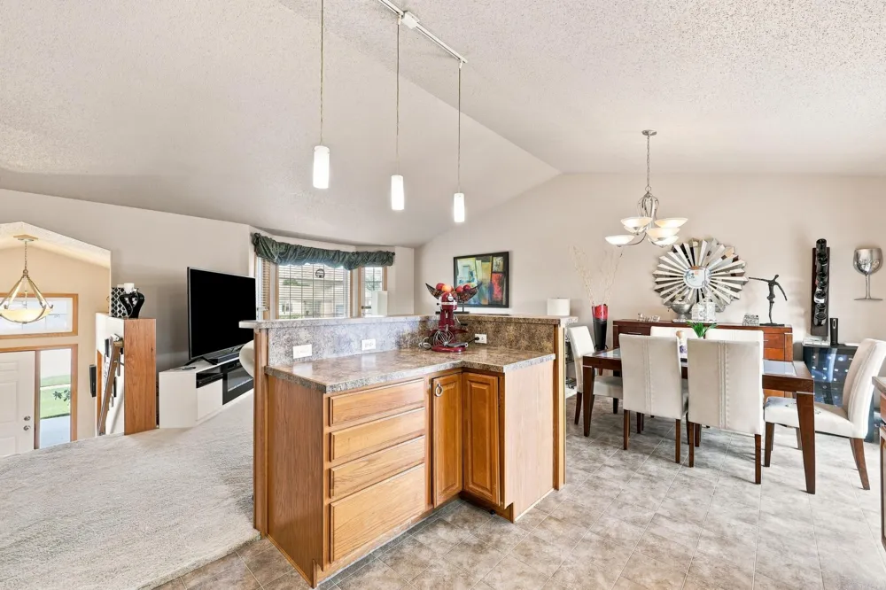 852 16th Avenue Court W West Fargo, ND 58078