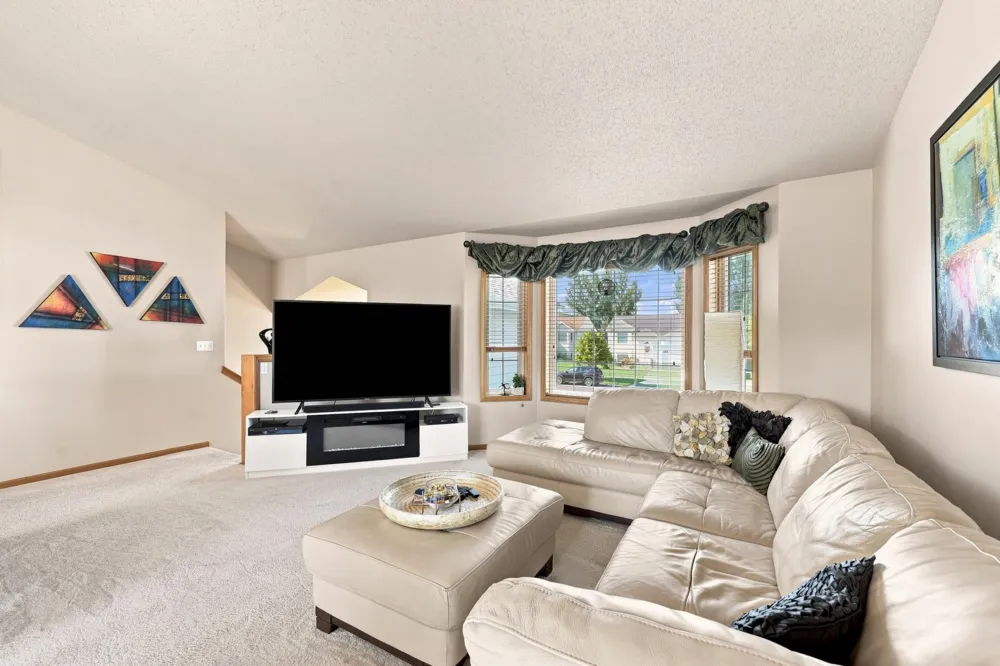 852 16th Avenue Court W West Fargo, ND 58078