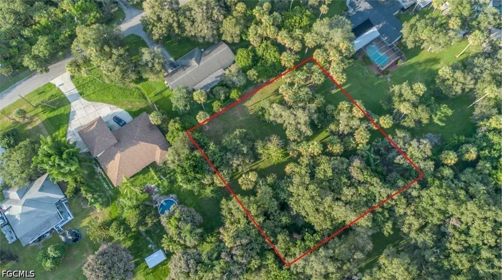 Washington Ave Labelle, FL 33935
