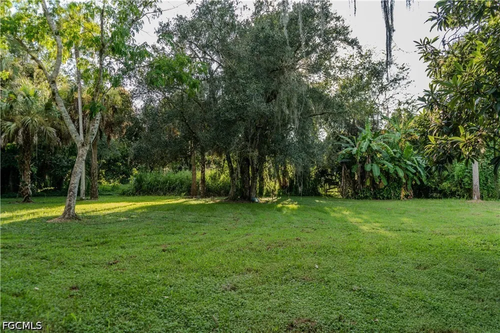 Washington Ave Labelle, FL 33935