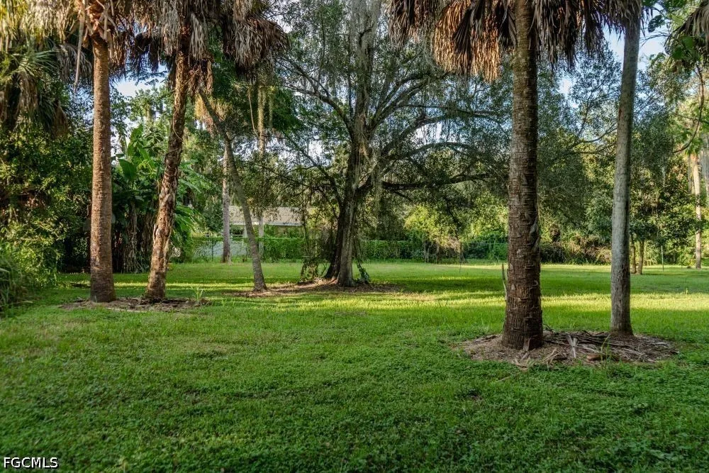 Washington Ave Labelle, FL 33935