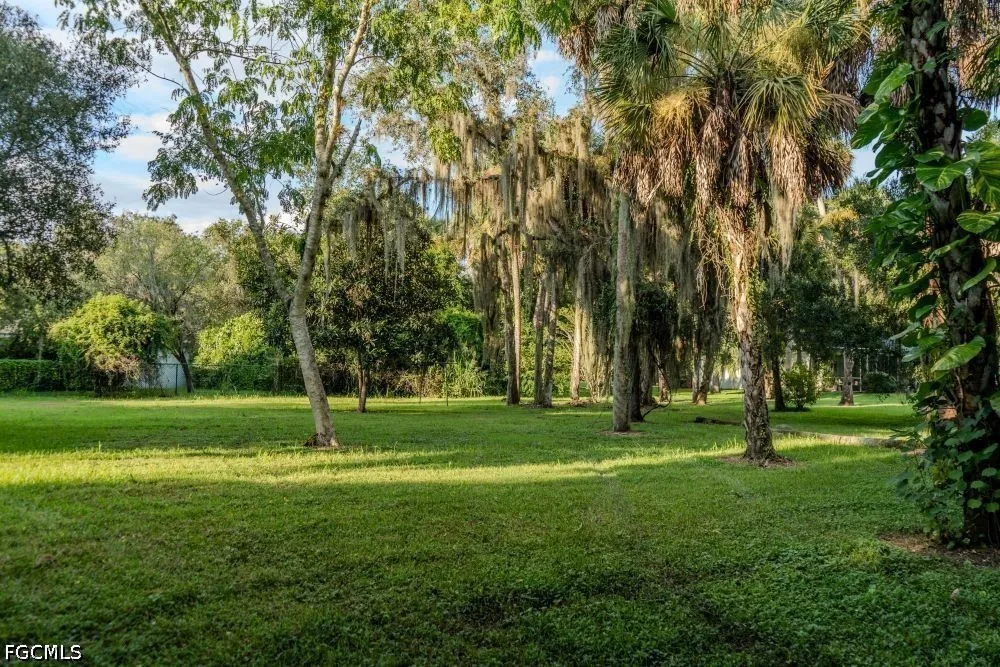 Washington Ave Labelle, FL 33935