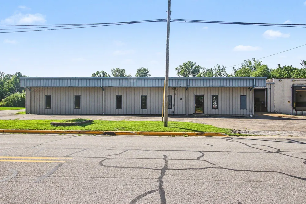 100 Aylworth Avenue South Haven, MI 49090