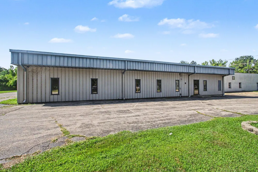 100 Aylworth Avenue South Haven, MI 49090