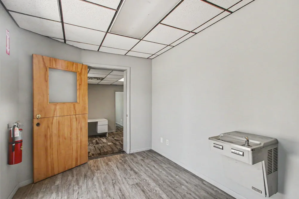 100 Aylworth Avenue South Haven, MI 49090