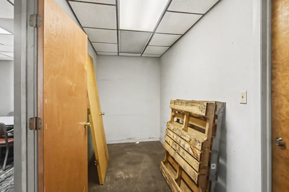 100 Aylworth Avenue South Haven, MI 49090