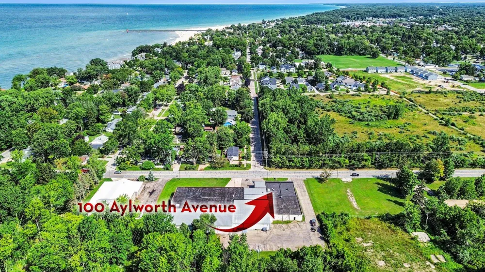 100 Aylworth Avenue South Haven, MI 49090