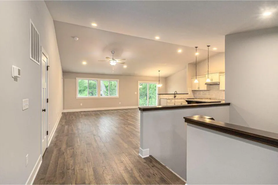 945 Ridgetop Circle Kalamazoo, MI 49009