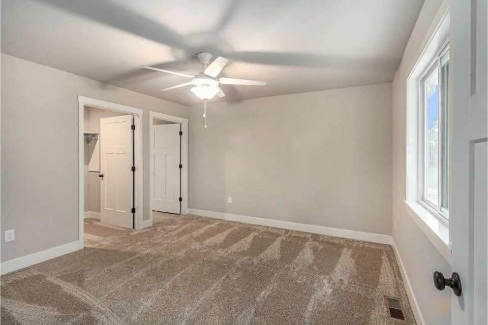 945 Ridgetop Circle Kalamazoo, MI 49009
