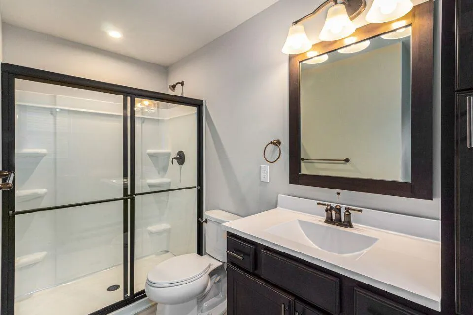 945 Ridgetop Circle Kalamazoo, MI 49009
