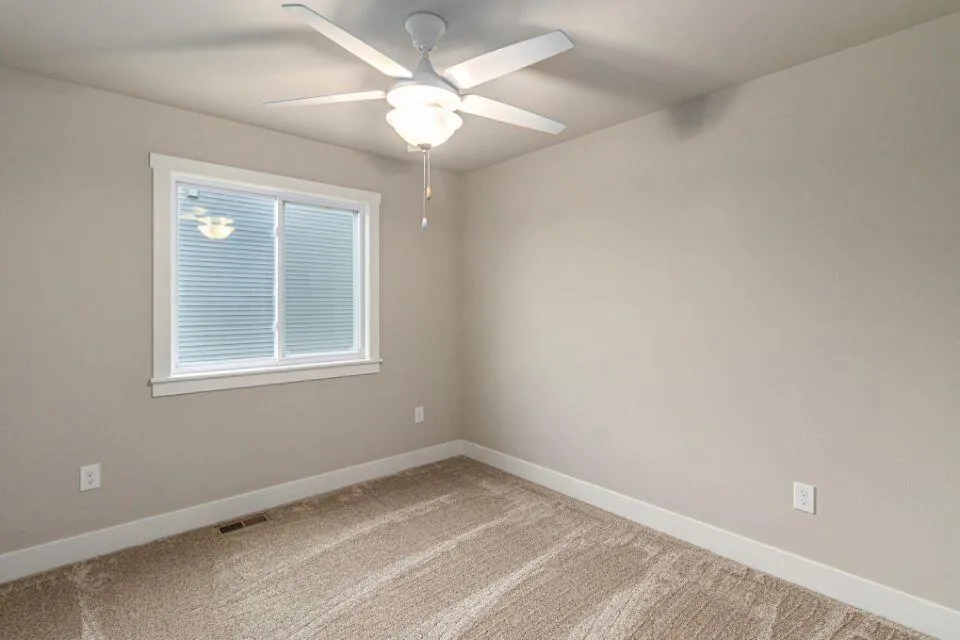 945 Ridgetop Circle Kalamazoo, MI 49009
