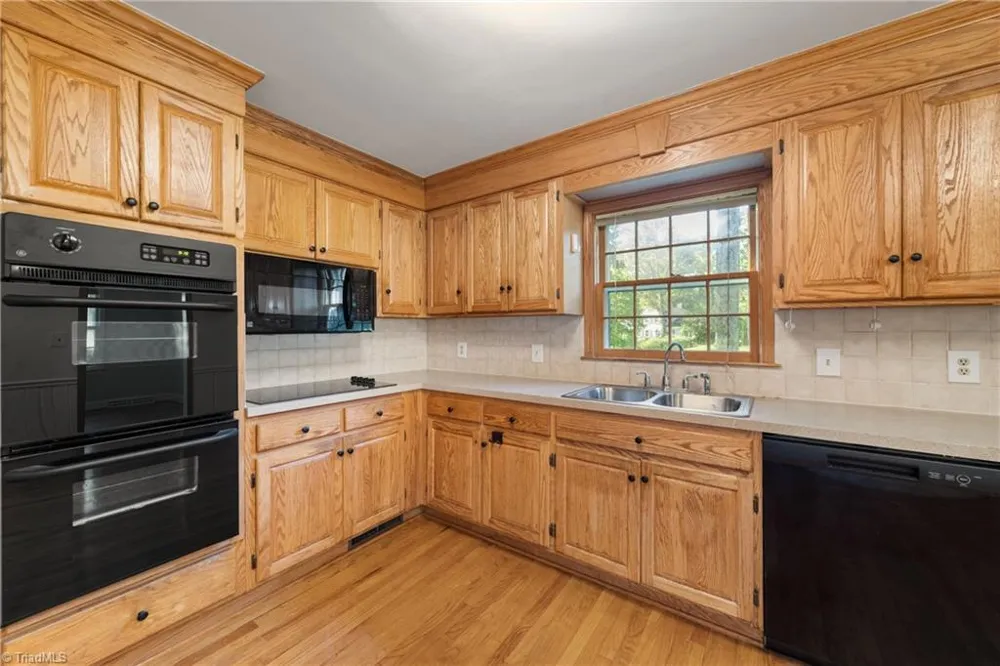 2971 Ormond Drive Winston-Salem, NC 27106