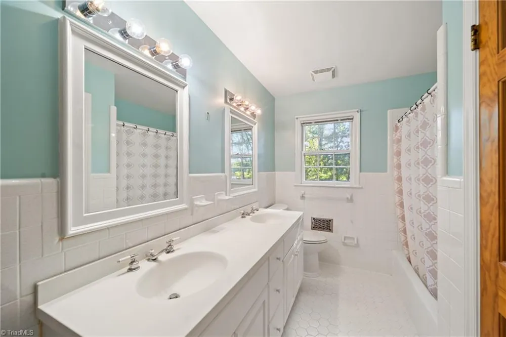 2971 Ormond Drive Winston-Salem, NC 27106