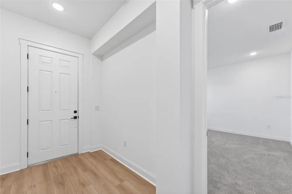 15174 FIELD DAISY DRIVE Winter Garden, FL 34787