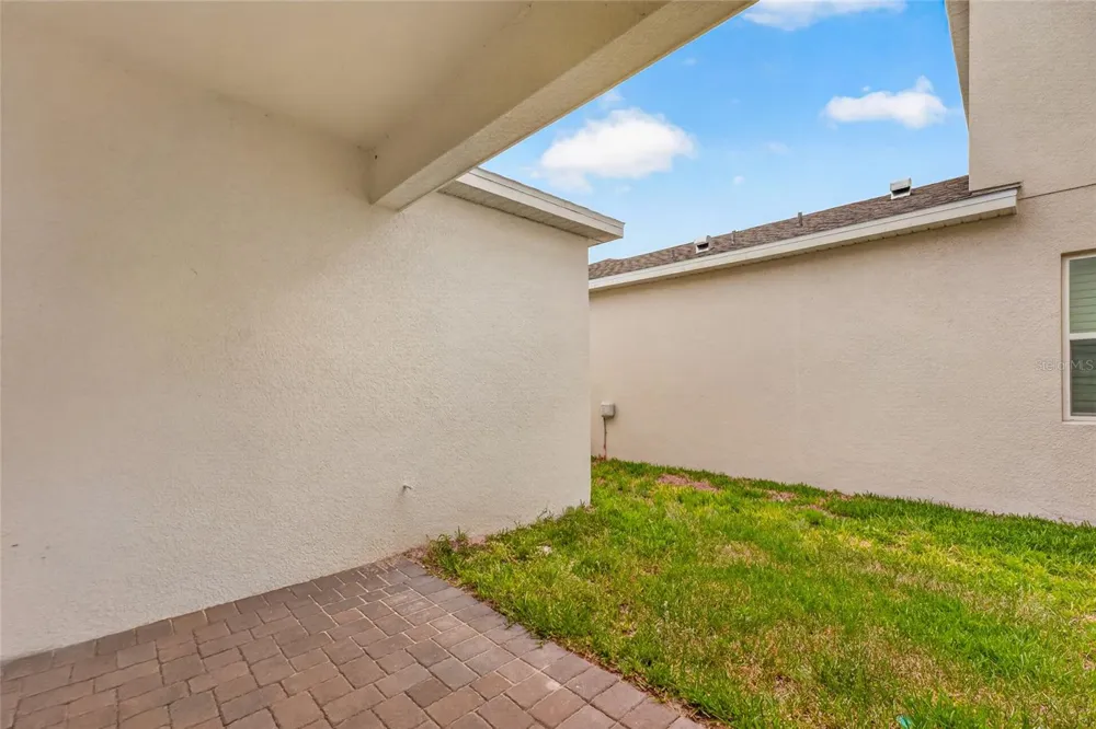15174 FIELD DAISY DRIVE Winter Garden, FL 34787