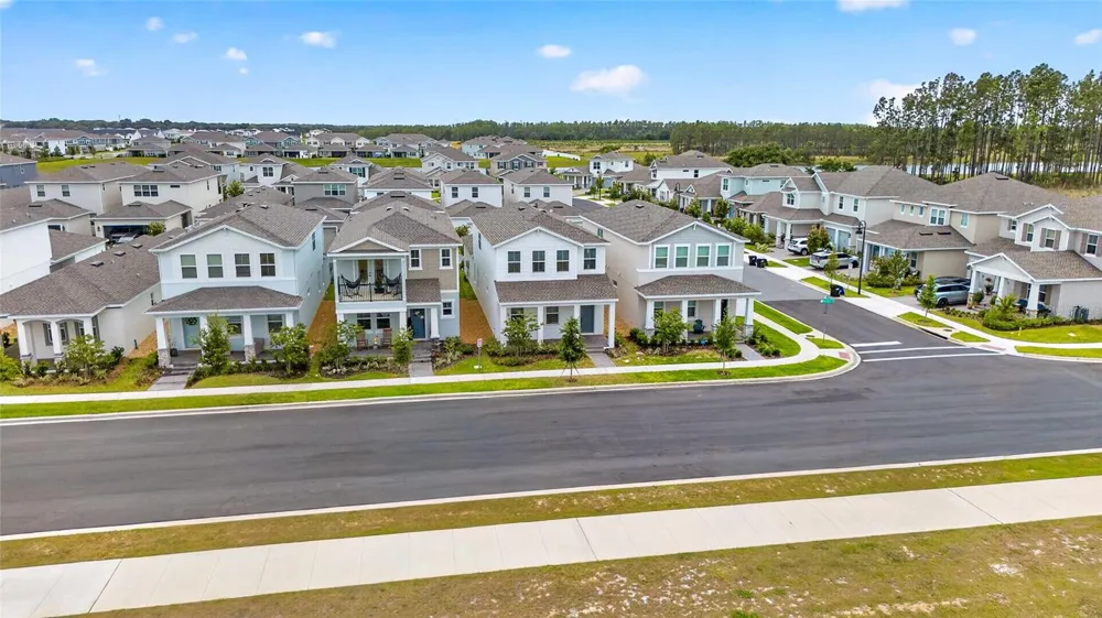 15174 FIELD DAISY DRIVE Winter Garden, FL 34787