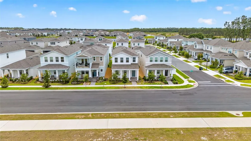 15174 FIELD DAISY DRIVE Winter Garden, FL 34787